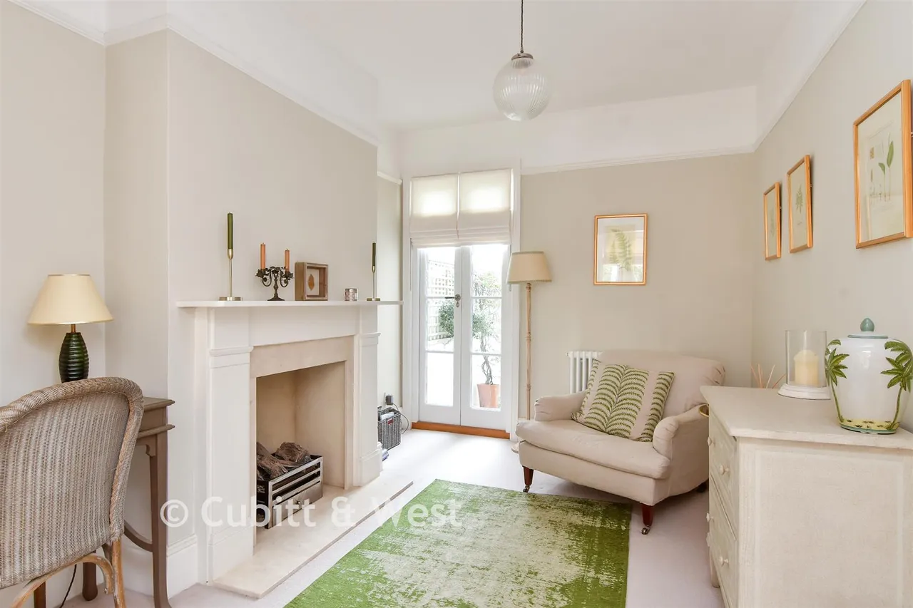 Westcourt Road, Worthing, BN14, photo 6