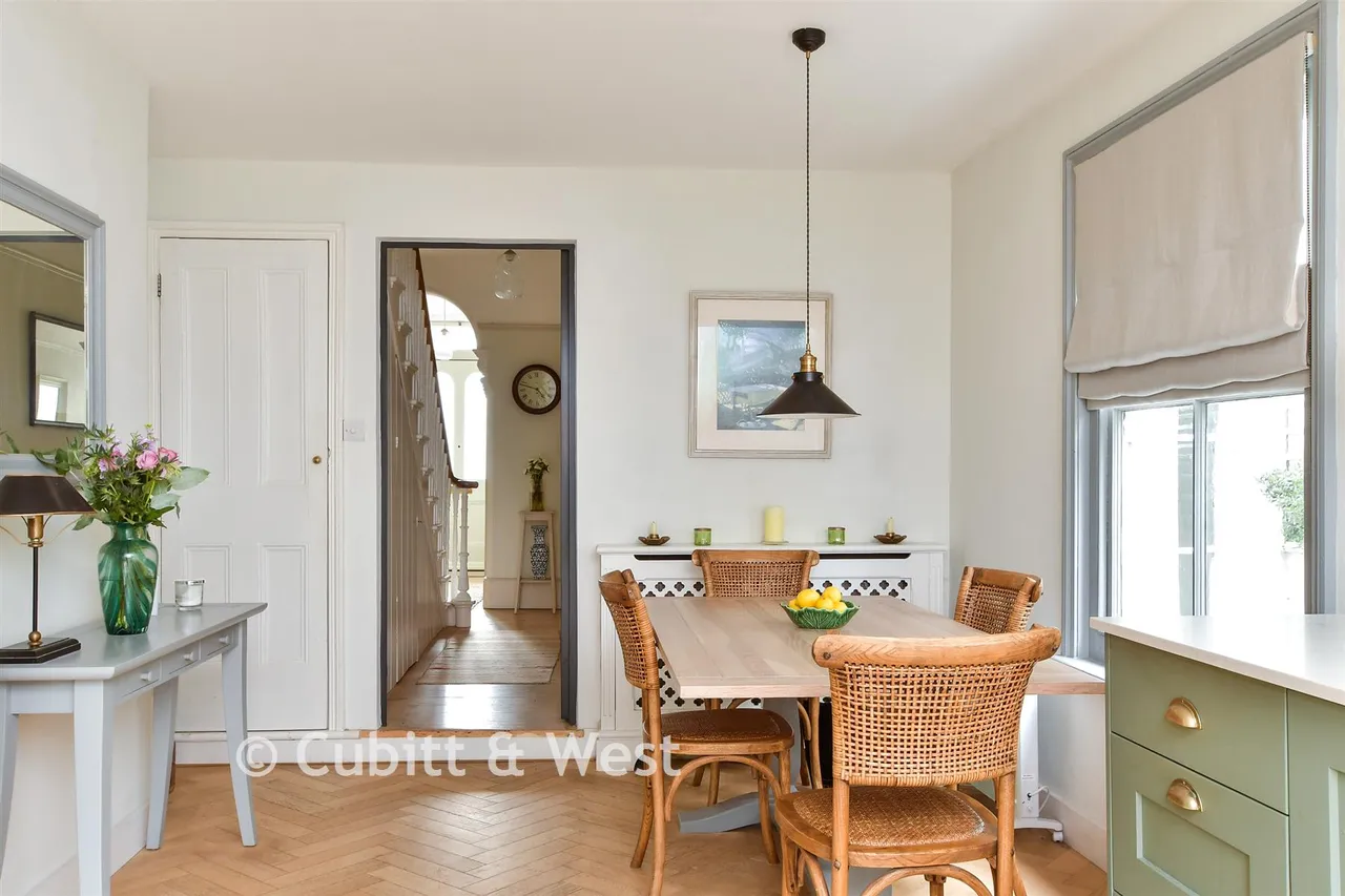 Westcourt Road, Worthing, BN14, photo 9