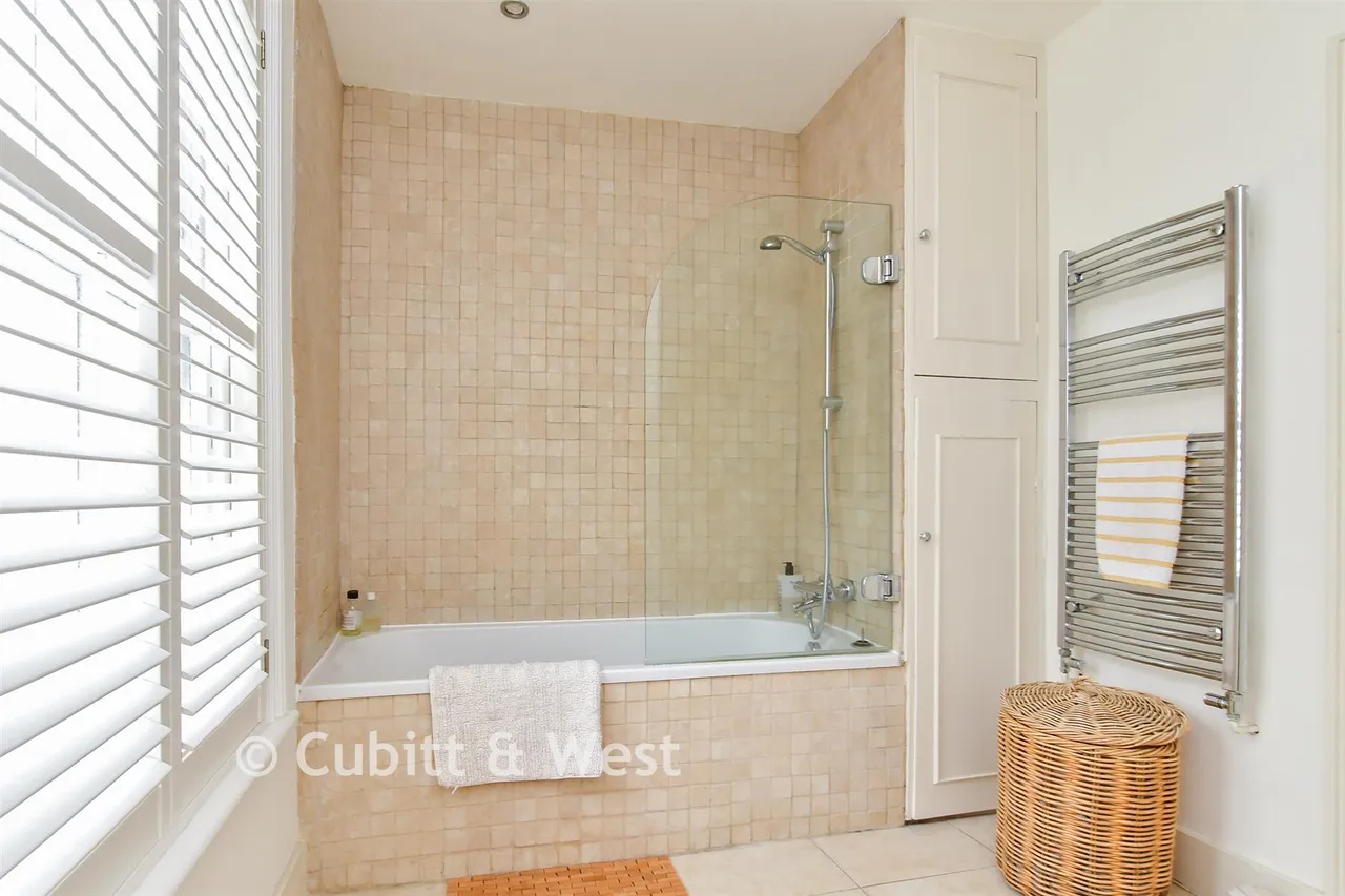 Westcourt Road, Worthing, BN14, photo 15