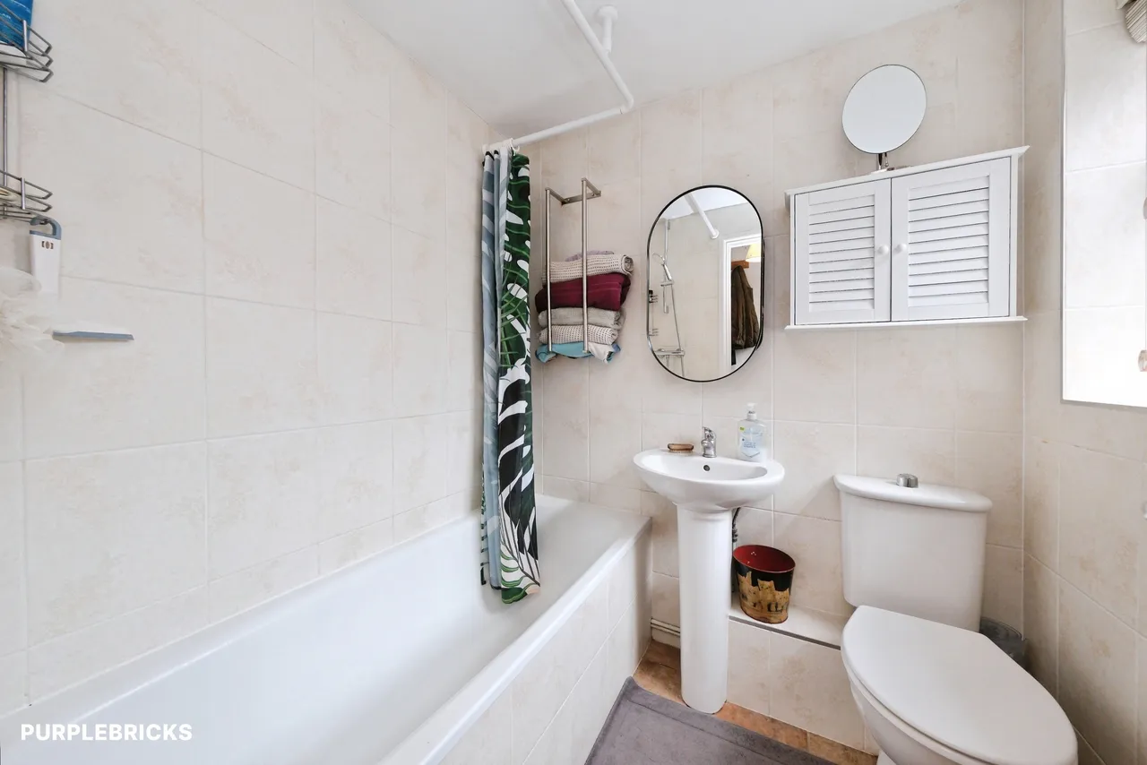 New Row, Nottingham, NG14, photo 9