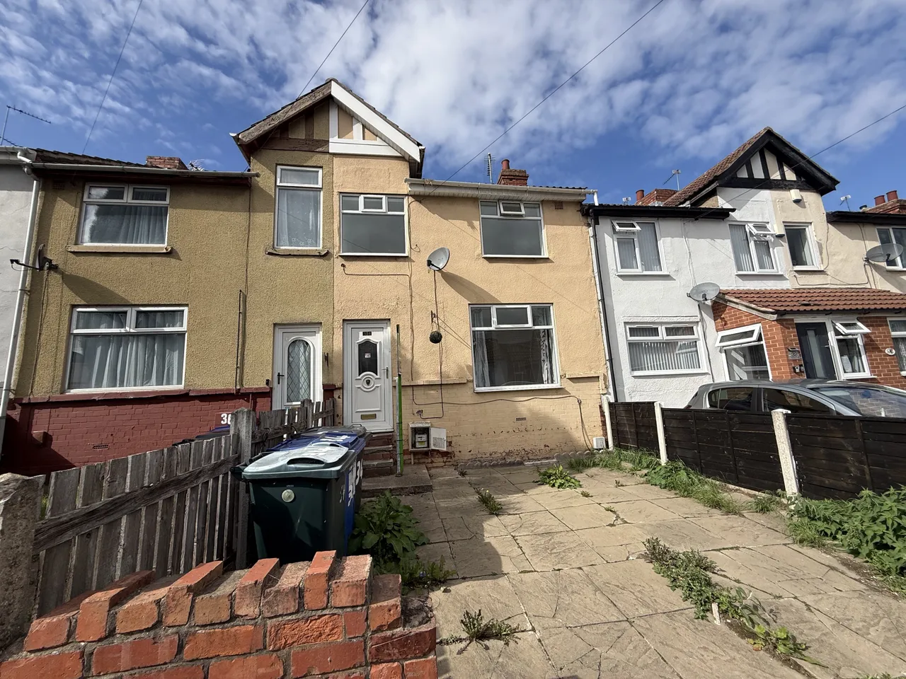 3 bed house to rent — Wellington Road, Edlington, DONCASTER