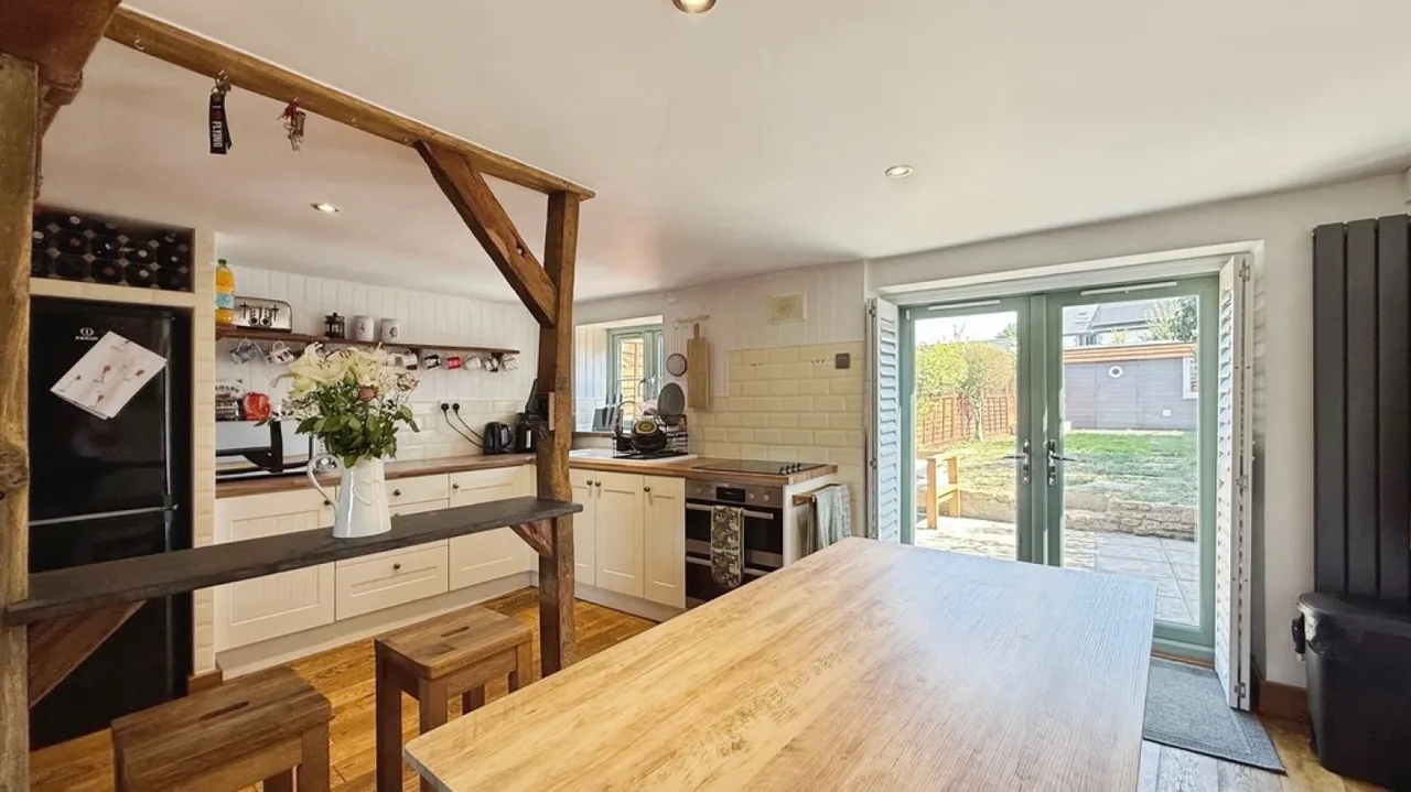 St Marys Lane, Dilton Marsh, photo 9