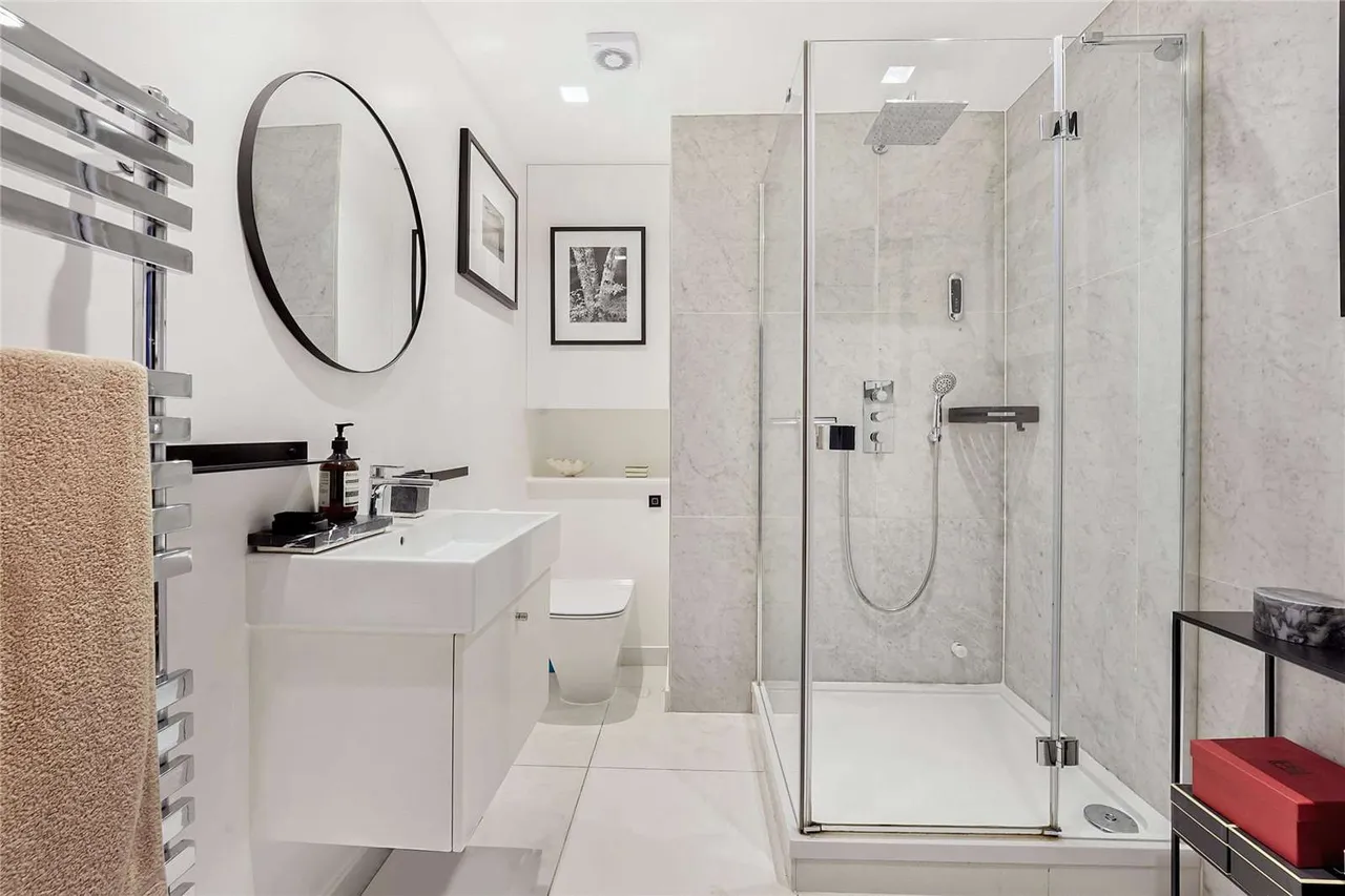 Hornton Street, London, W8 7NR, photo 2