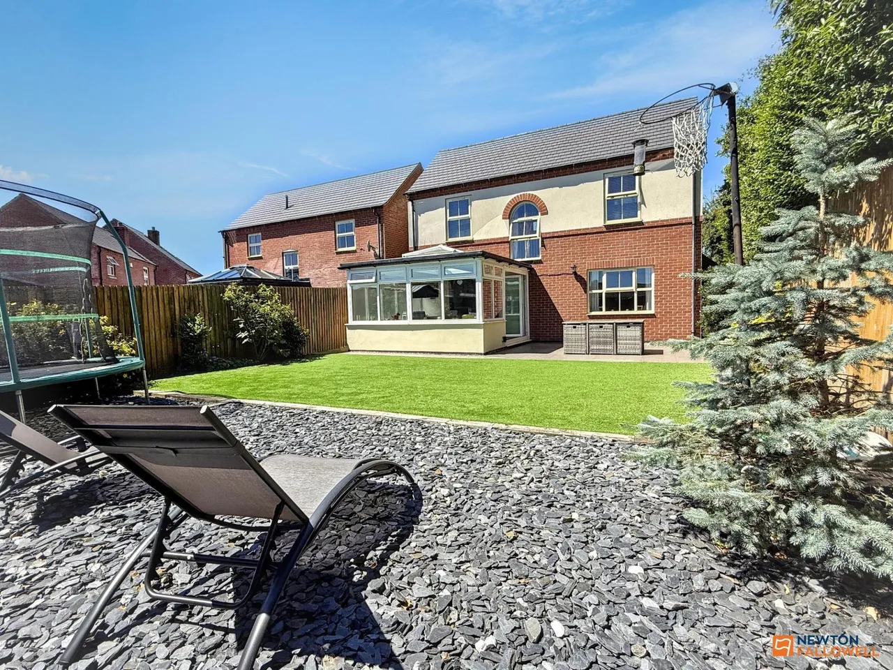Bakers Field Close, Ibstock, LE67, photo 39