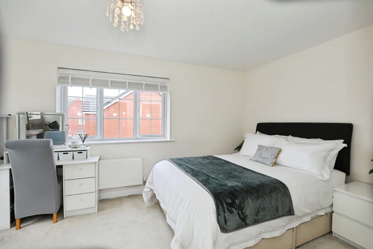 Alfred King Close, Shavington, Crewe, Cheshire, CW2, photo 9