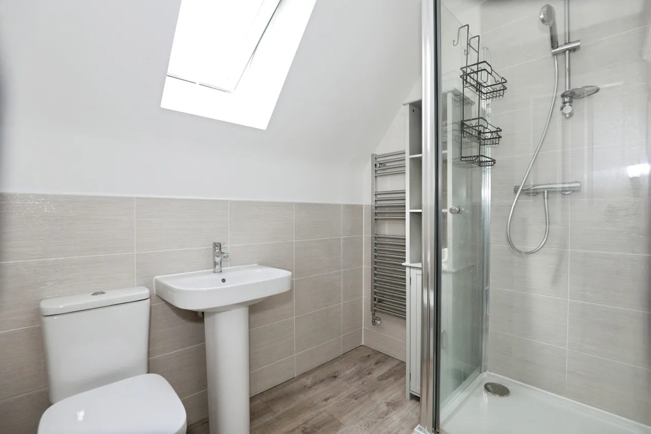 Alfred King Close, Shavington, Crewe, Cheshire, CW2, photo 14