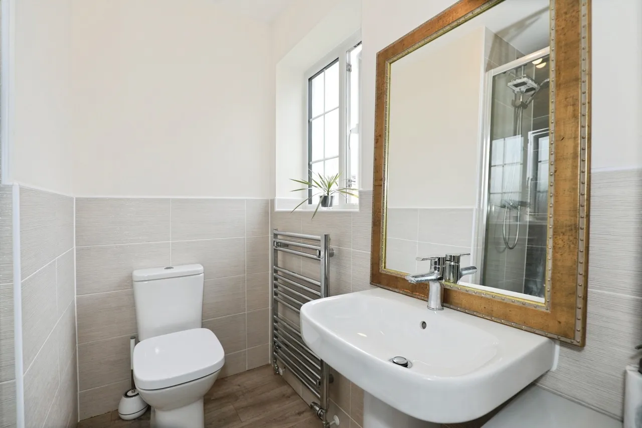 Alfred King Close, Shavington, Crewe, Cheshire, CW2, photo 15
