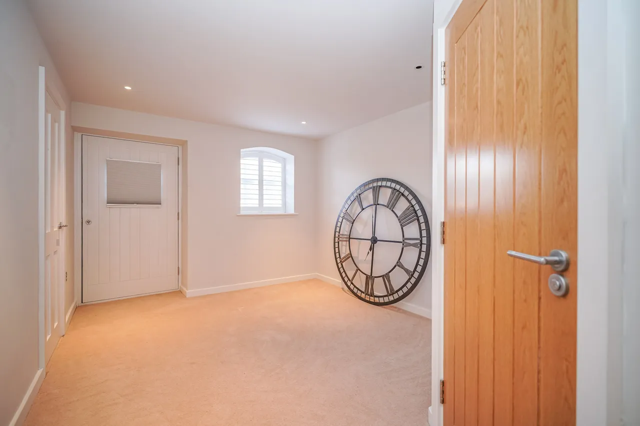 Bulbourne Yard, Bulbourne, HP23, photo 5