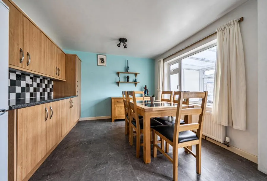 Priors Lea, Yate, BS37, photo 3