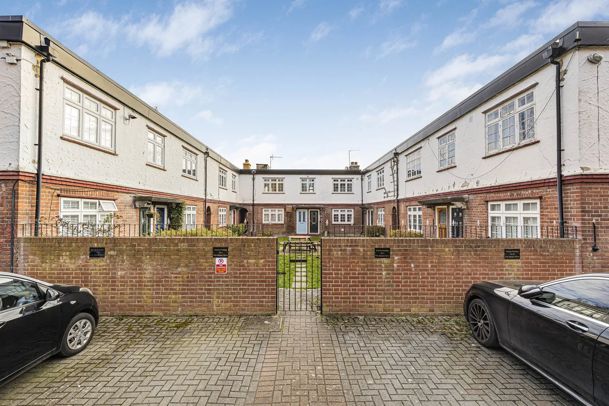 3 bed flat for sale — Beckenham, BR3 5JQ