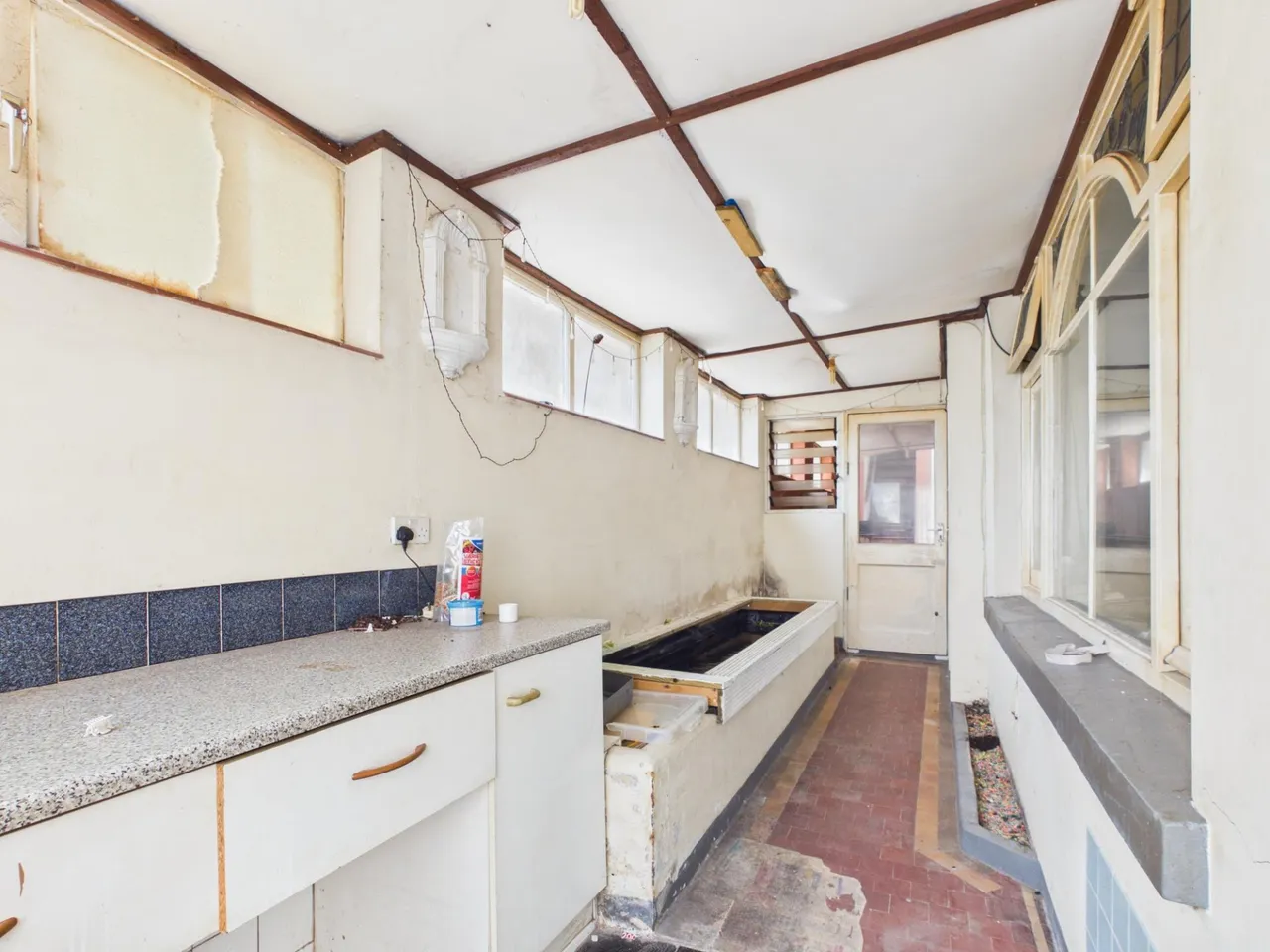 Hampshire Street, Fratton, PO1, photo 5