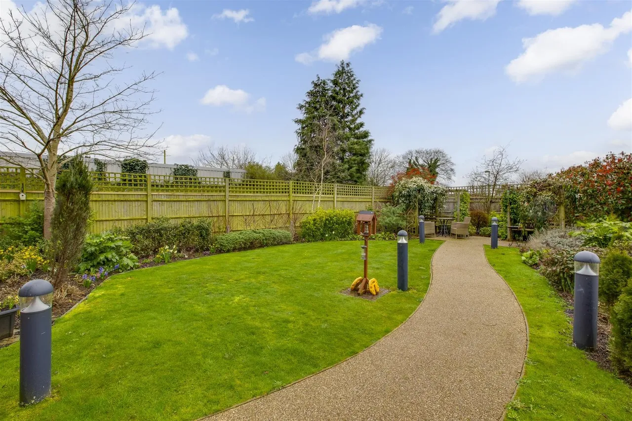 Beaumont Way, Hazlemere, HP15, photo 14