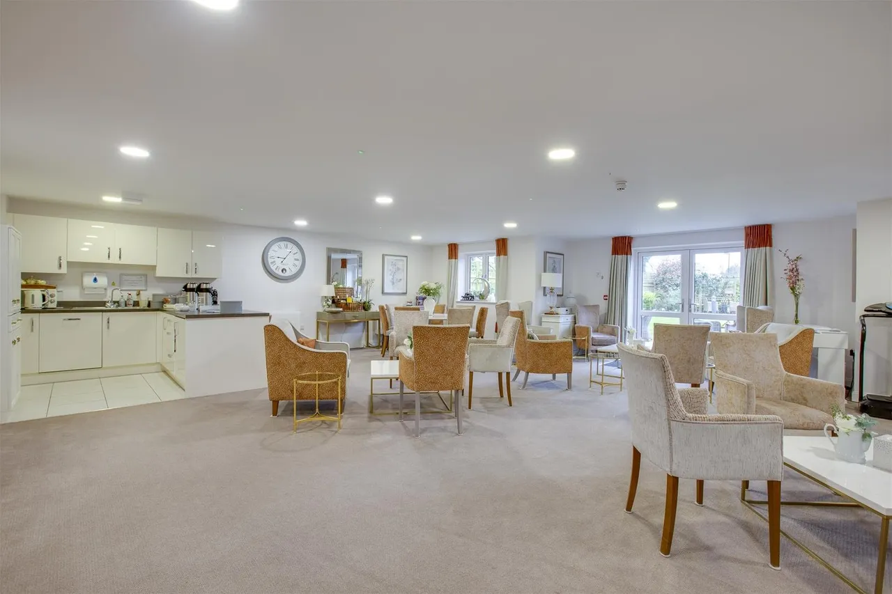 Beaumont Way, Hazlemere, HP15, photo 13