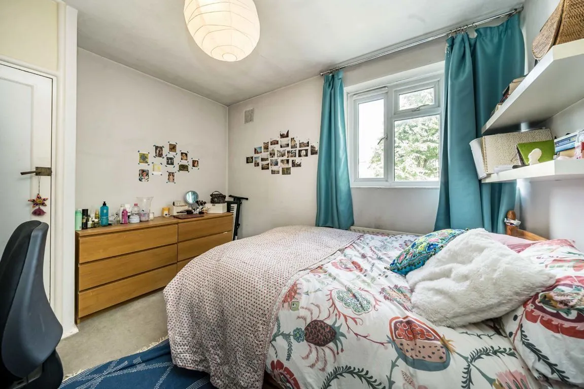 Gravenel Gardens, SW17, photo 5