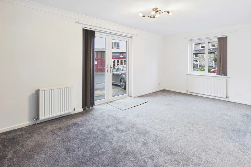 St Charles Court, Grange over Sands, LA11, photo 2
