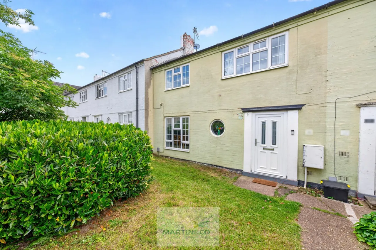 3 bed house for sale — Pinnate Place, Welwyn Garden City