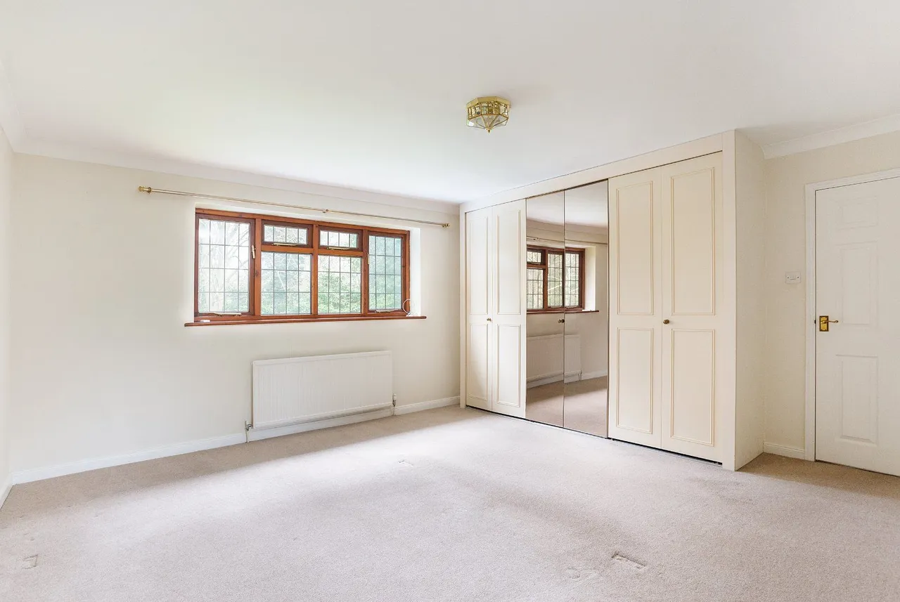 Monks Road, Virginia Water, Surrey, GU25 4RR, photo 8