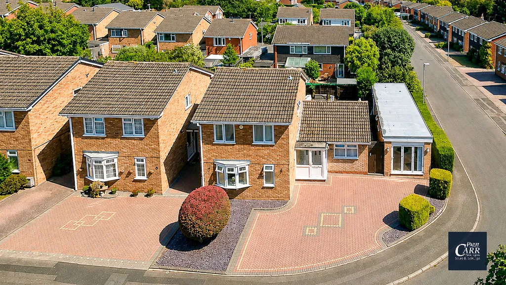 5 bed house for sale, Francis Road, Lichfield, WS13