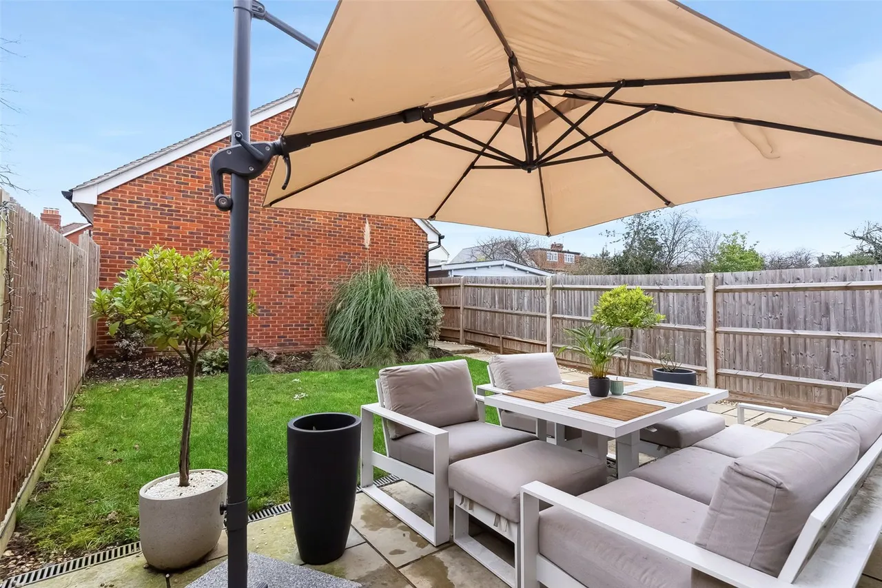Warwick Close, Hampton, TW12 2TY, photo 14