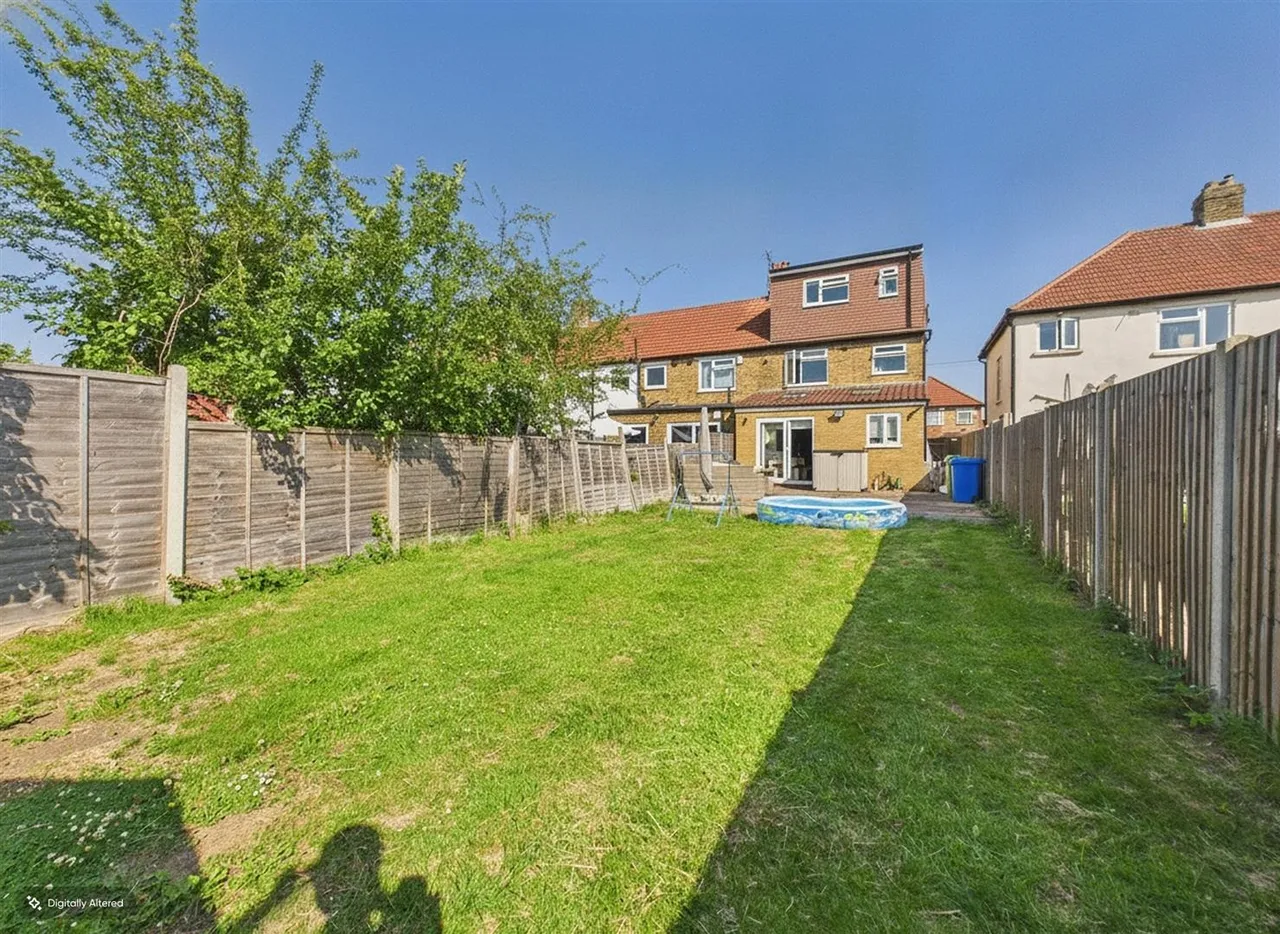 Berkeley Road, Uxbridge, UB10 9DY, photo 17