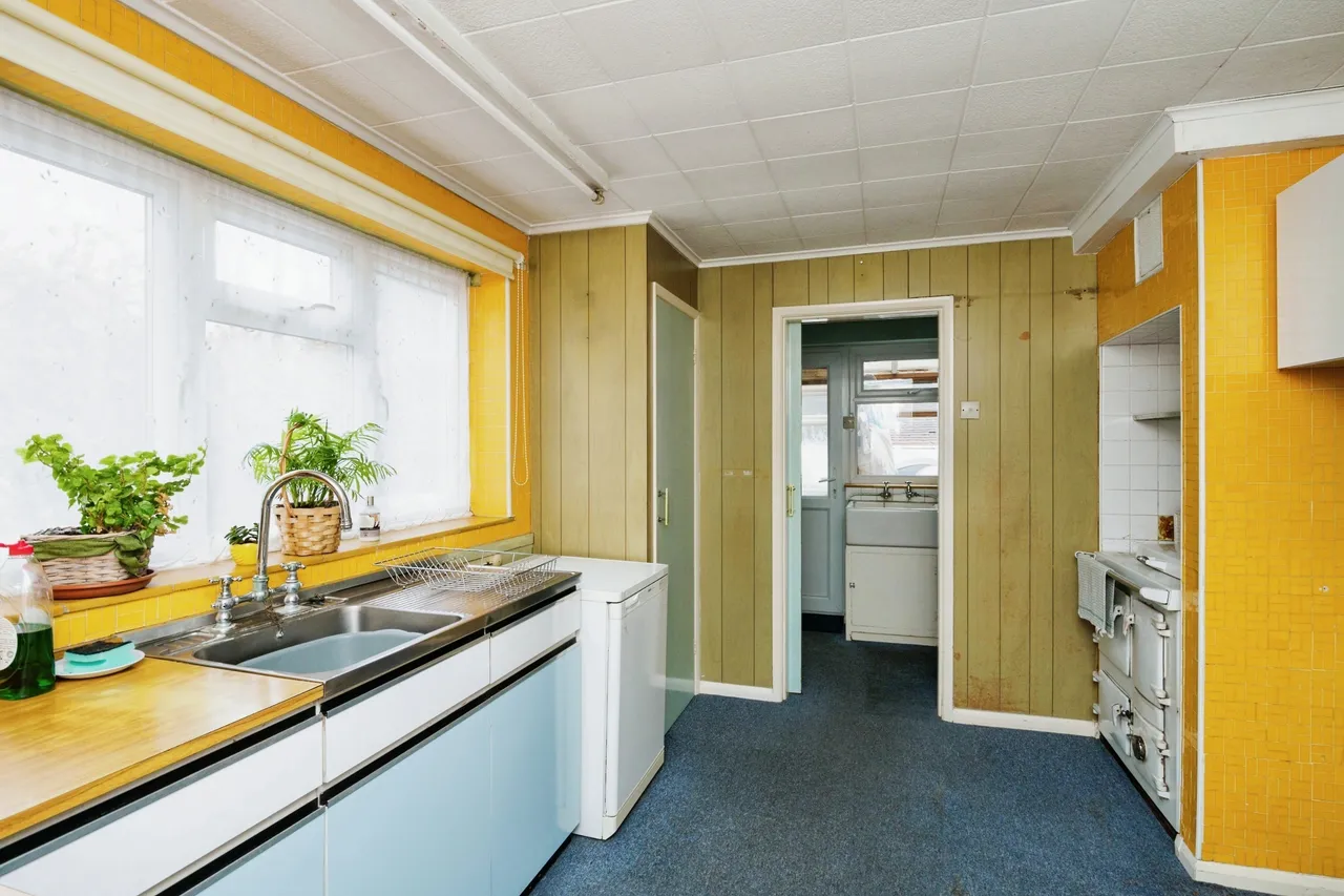 London Road, Hurst Green, TN19, photo 5