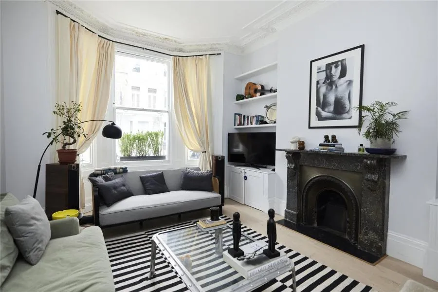 3 bed flat for sale, Charleville Road, London, W14