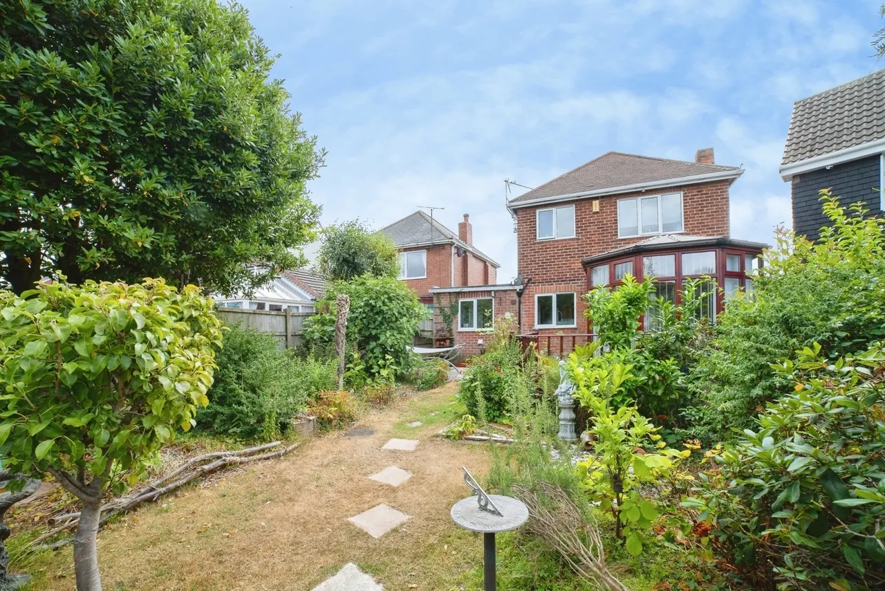 Beck Lane, SUTTON-IN-ASHFIELD, Nottinghamshire, NG17, photo 19