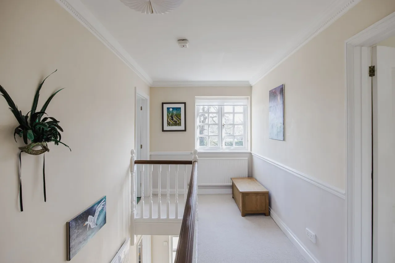 Spacious Detached Home in Thompson, photo 13