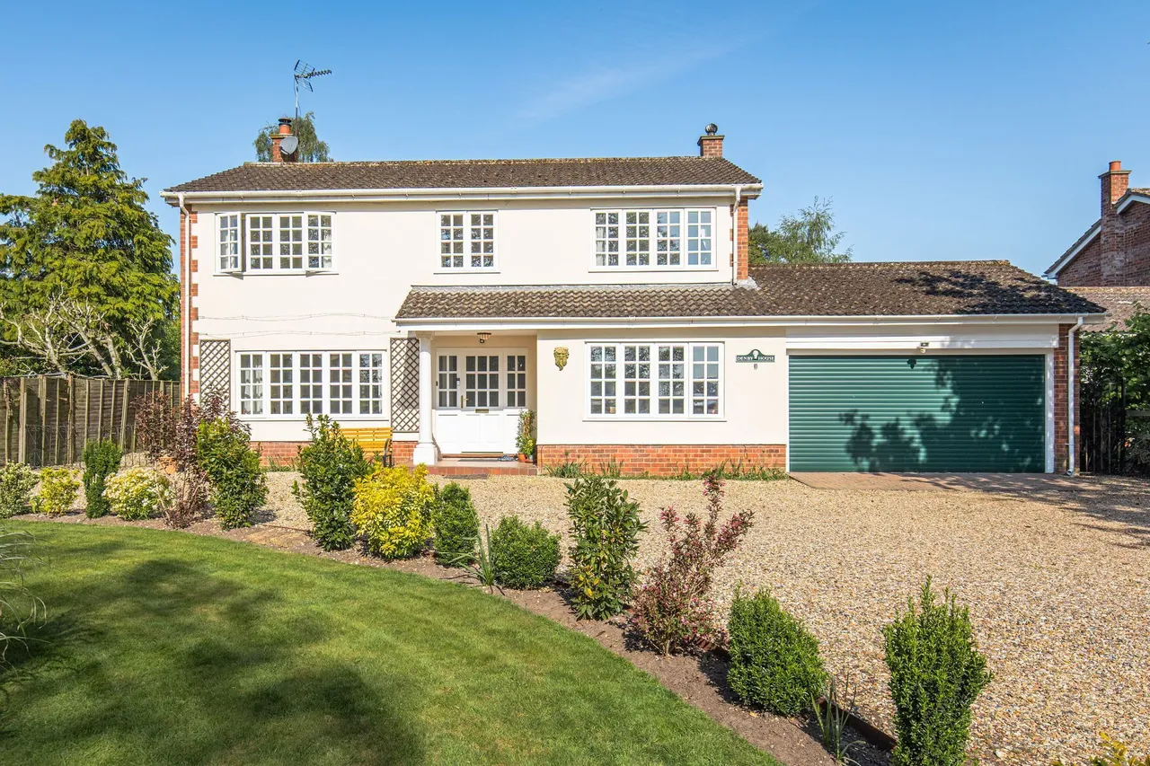 Spacious Detached Home in Thompson, photo 2