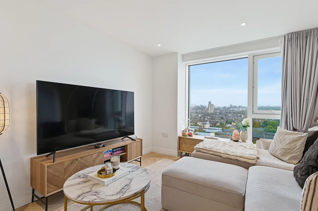 Bridgewater Avenue, SW6, photo 8