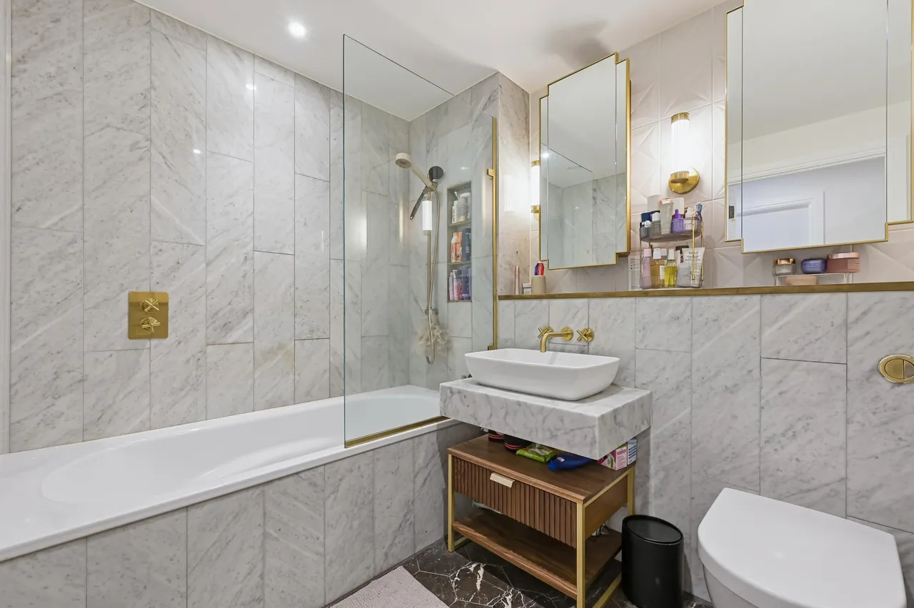 Bridgewater Avenue, SW6, photo 9
