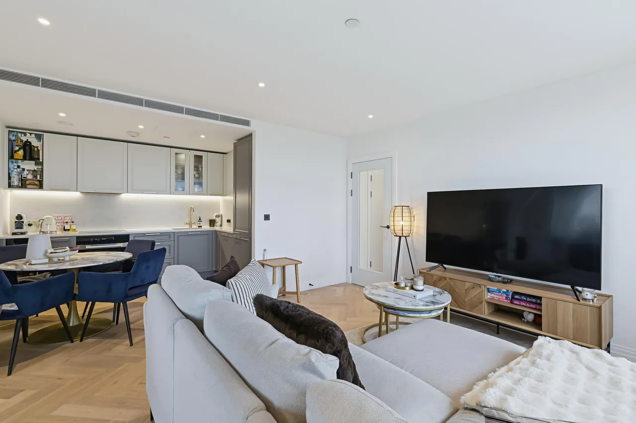 Bridgewater Avenue, SW6, photo 11