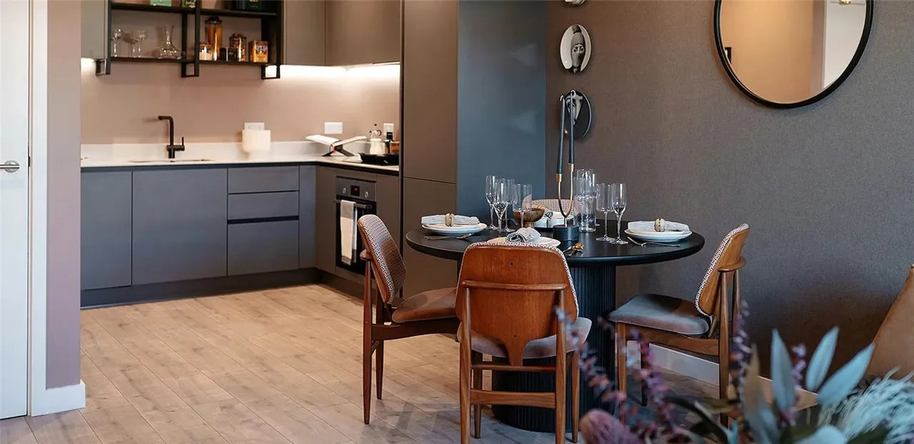 2 bed flat for sale, Fauna Walk, Watford, WD24
