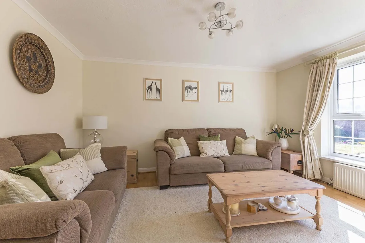 Mallow Park, Cranbrook Drive, Maidenhead, Berkshire SL6, photo 4