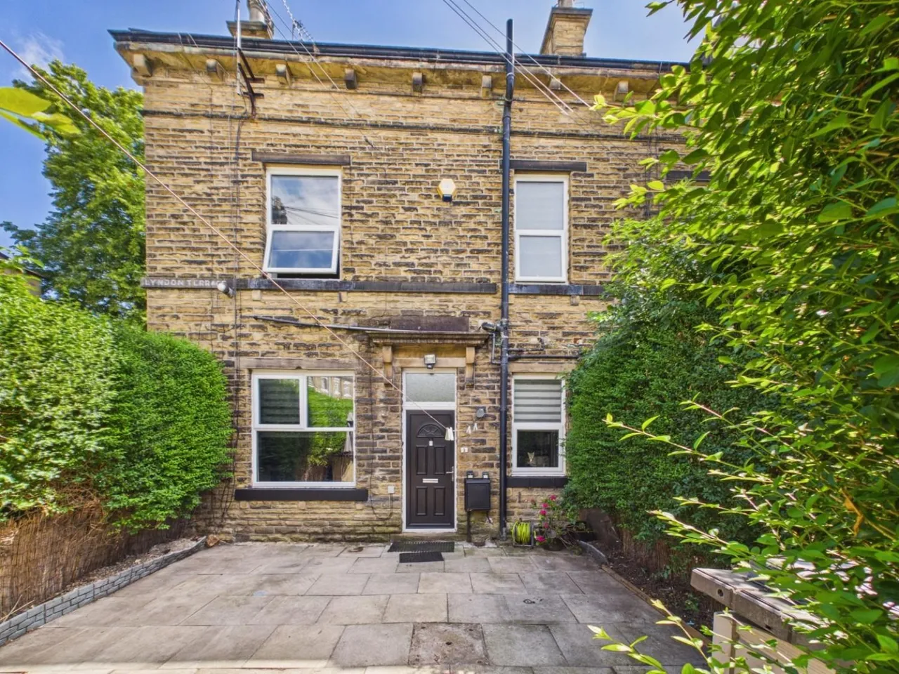 3 bed house for sale — Lyndon Terrace, Bingley
