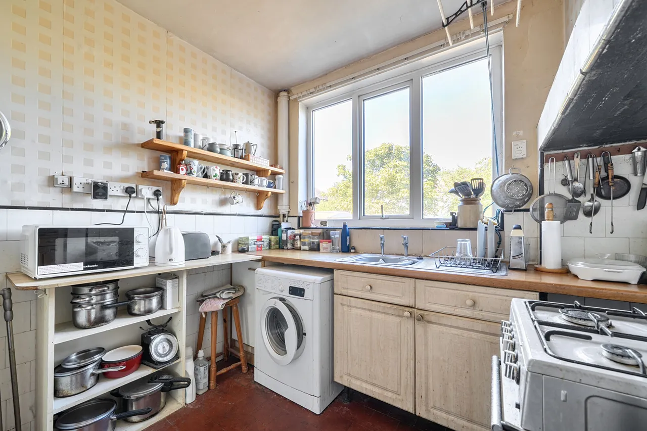 A Rare Opportunity on Parkthorne Drive, HA2, photo 13