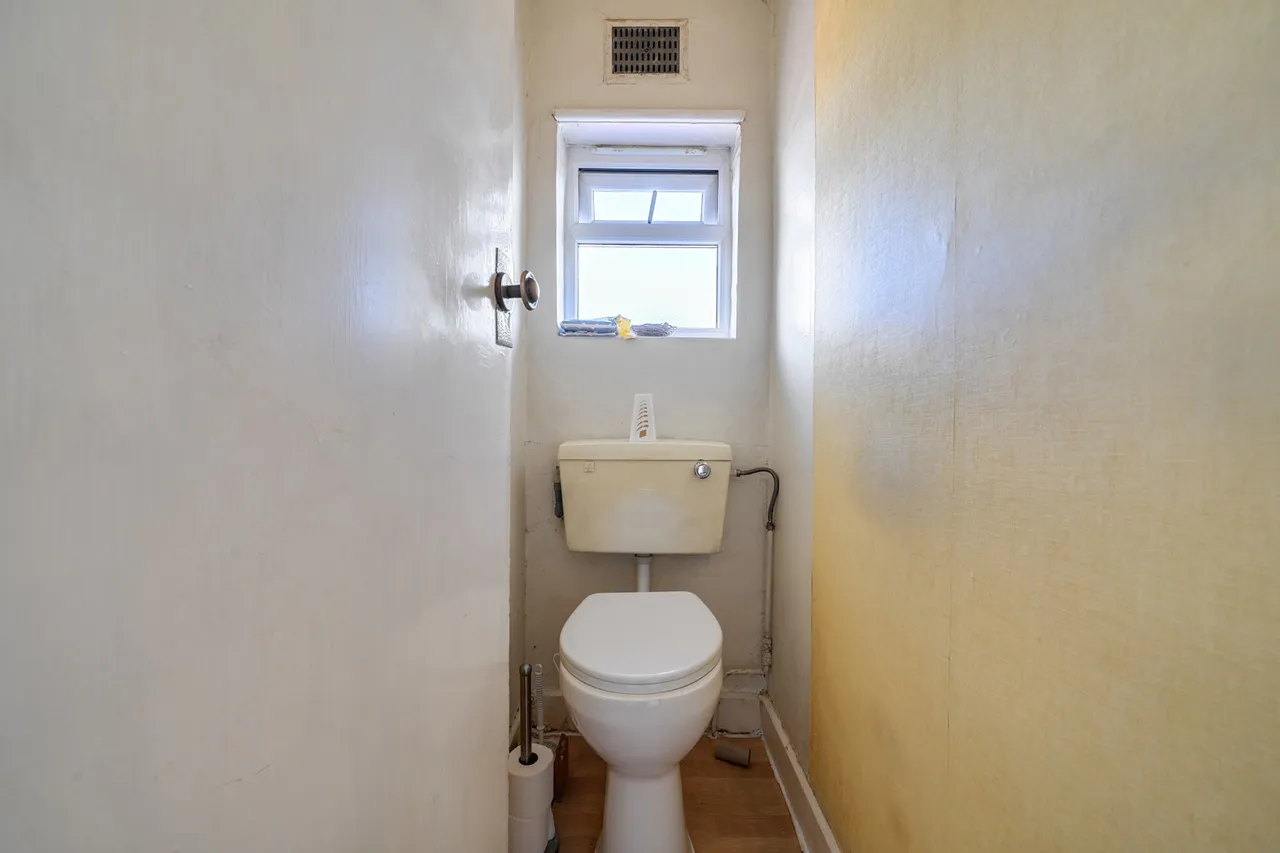 A Rare Opportunity on Parkthorne Drive, HA2, photo 18