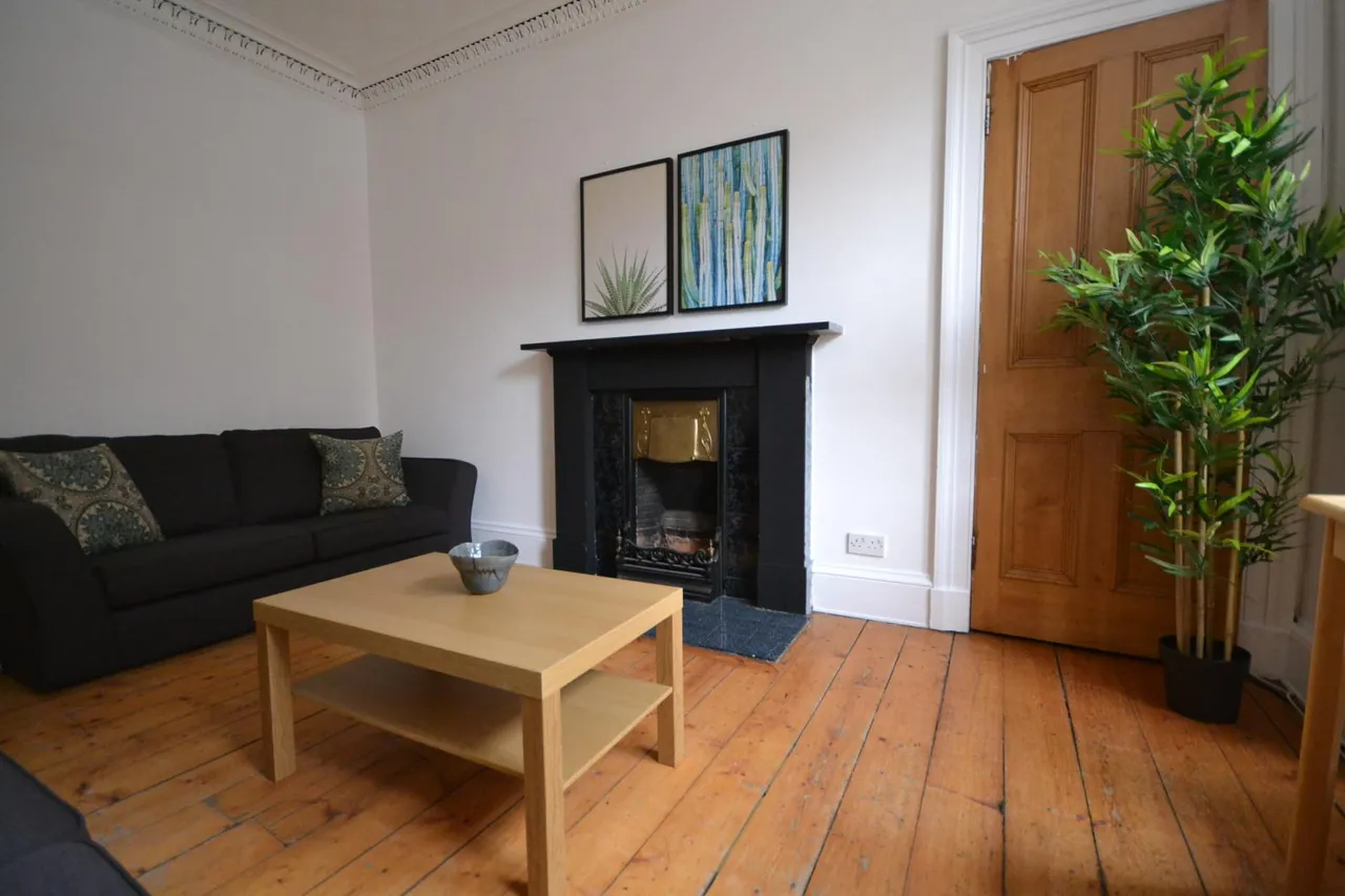 Gardners Crescent, Edinburgh, EH3, photo 3