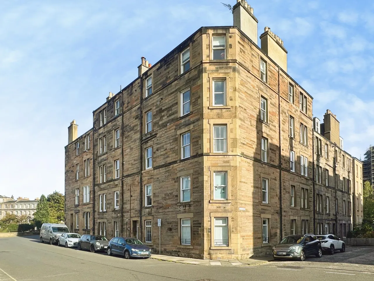 2 bed flat to rent, Gardners Crescent, Edinburgh, EH3