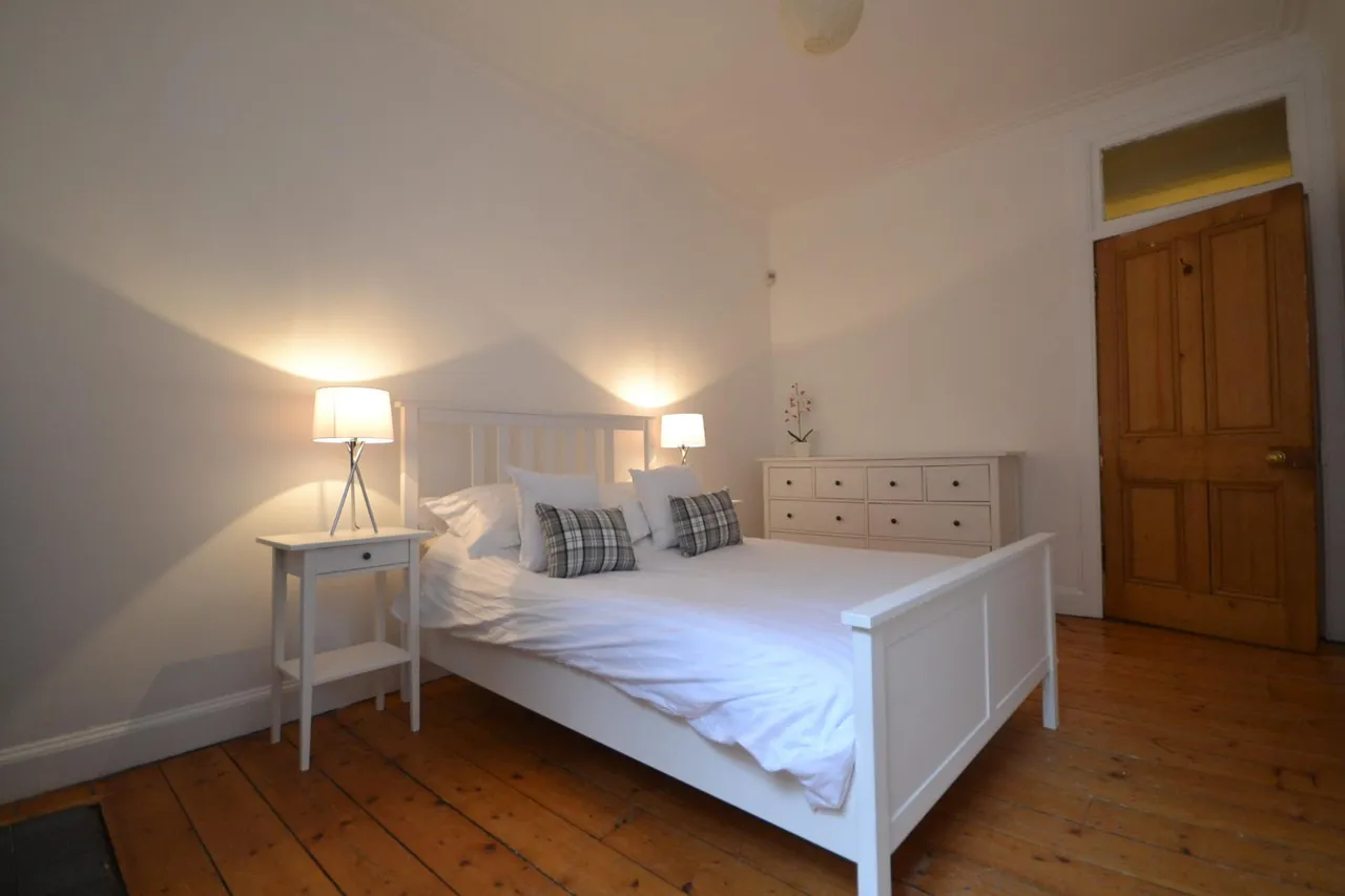 Gardners Crescent, Edinburgh, EH3, photo 6