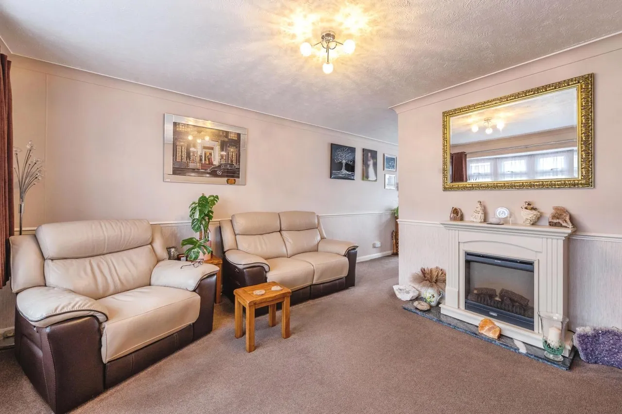 Great Knightleys, Basildon, SS15, photo 8