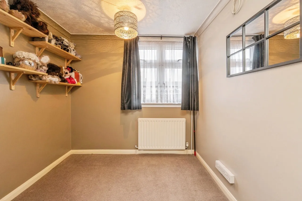 Great Knightleys, Basildon, SS15, photo 18