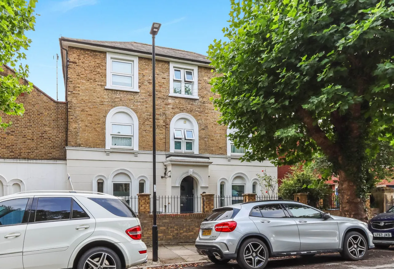 2 bed flat for sale — Woodland House, Woodland Road, N11 1PN