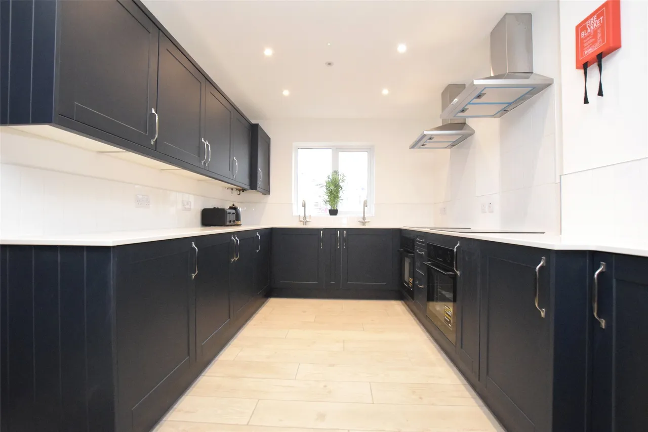 Trier Way, Gloucester, GL1 1LG, photo 2