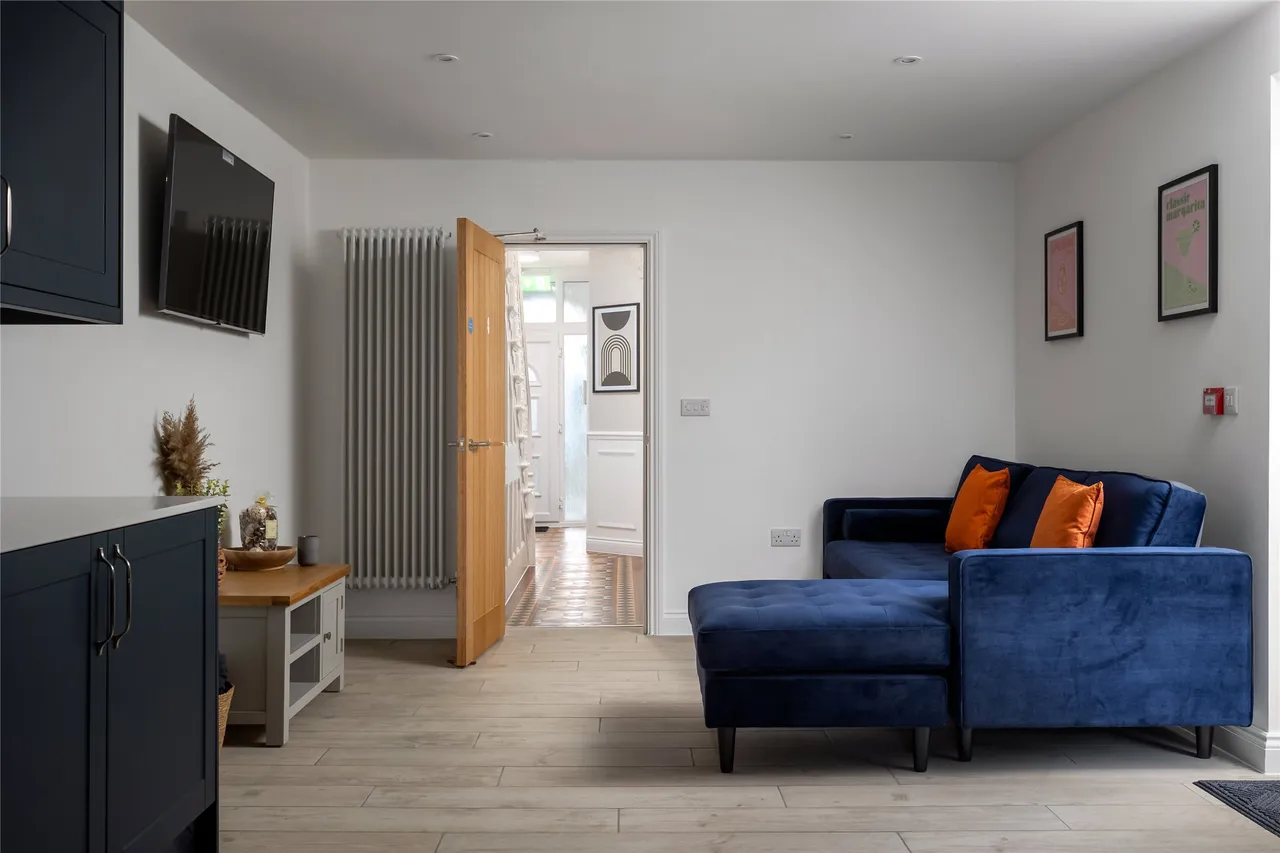 Trier Way, Gloucester, GL1 1LG, photo 10