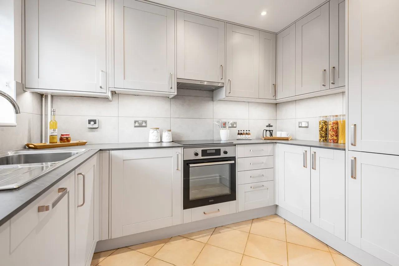 Brockleyside, Stanmore, HA7 4US, photo 6