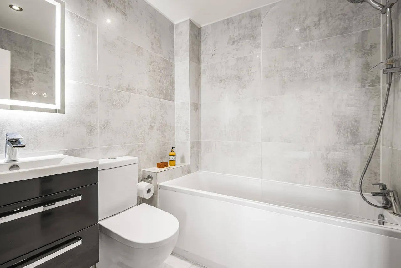 Brockleyside, Stanmore, HA7 4US, photo 9