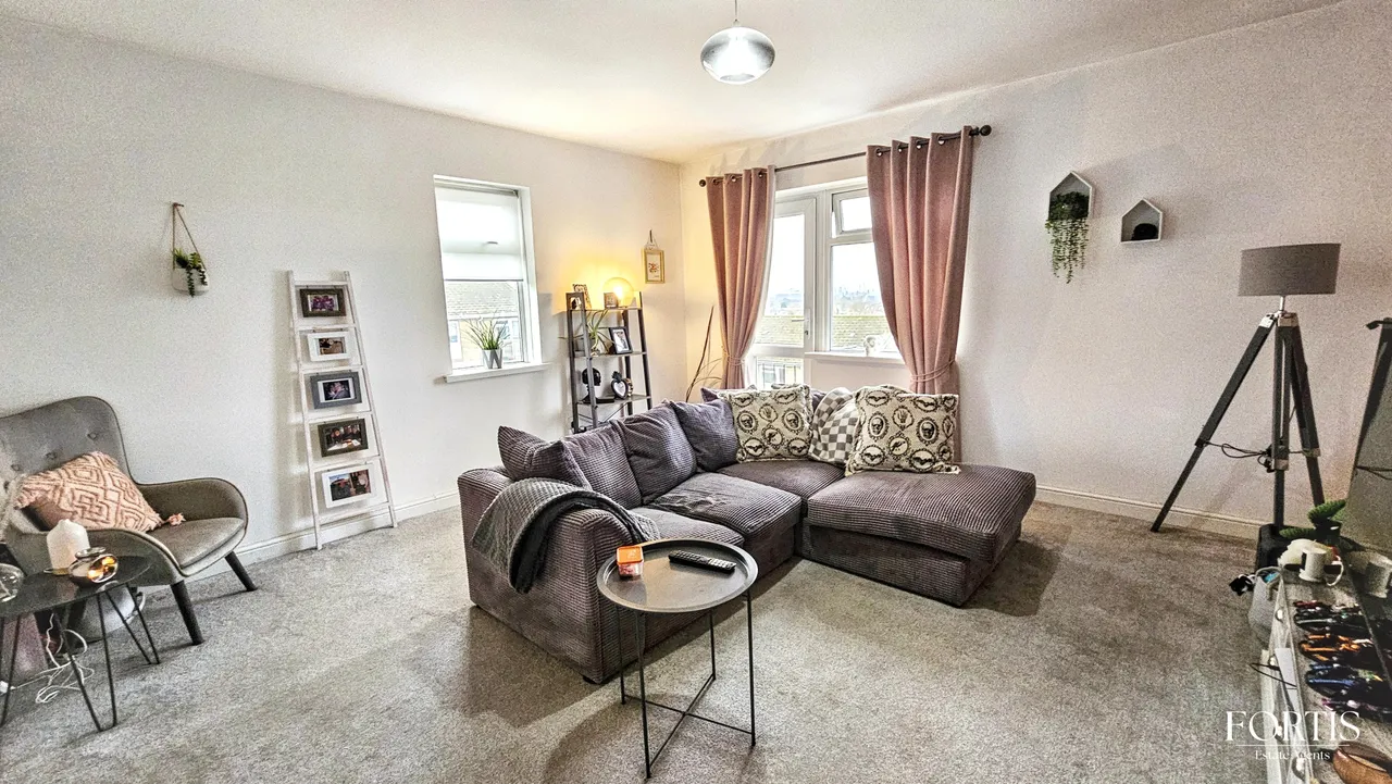 Greenland Crescent, Cardiff, CF5, photo 5