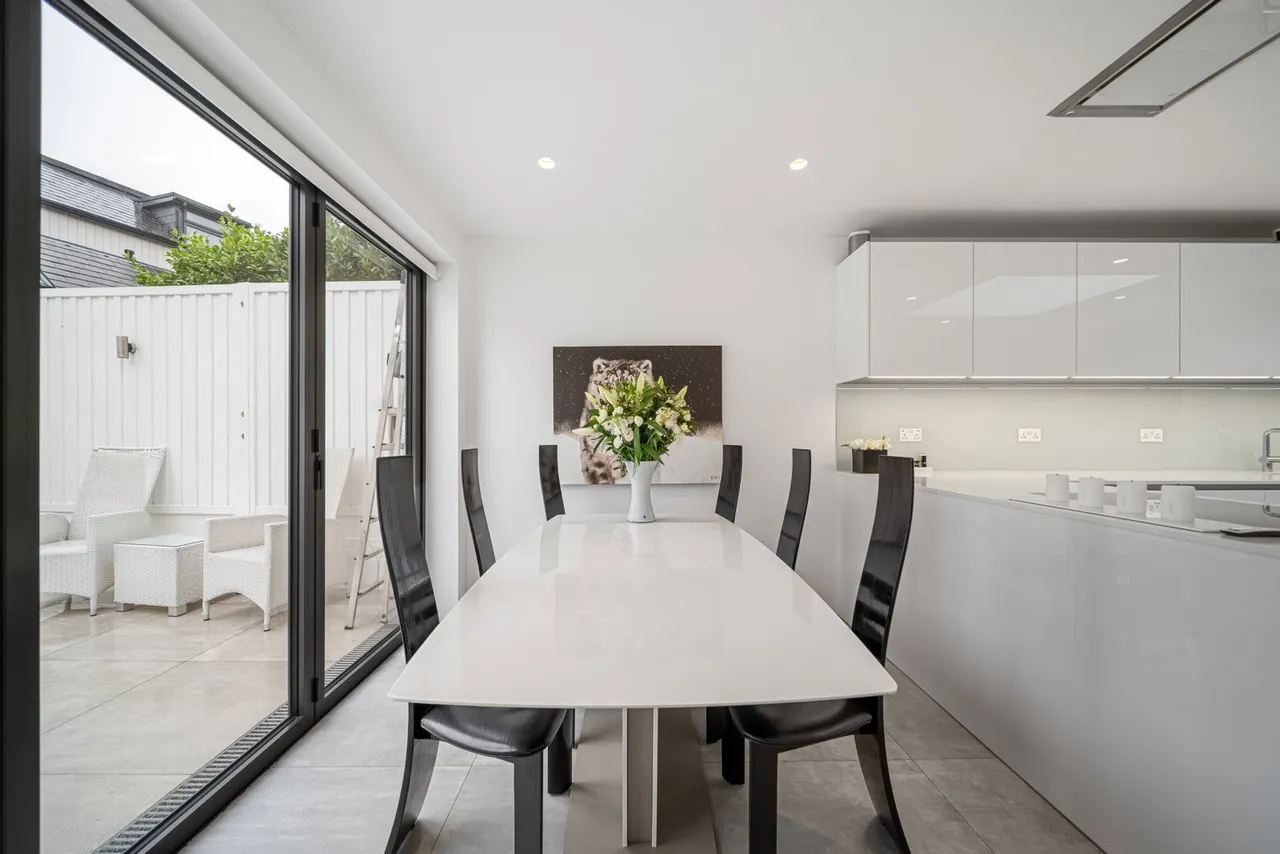 Medfield Street, London, SW15, photo 12