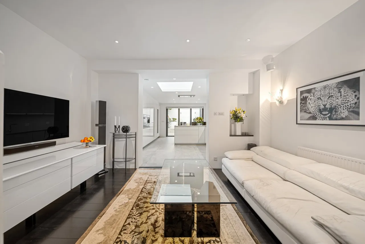 Medfield Street, London, SW15, photo 9